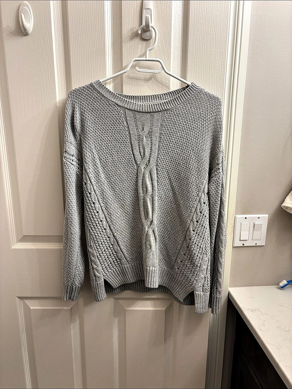 Tommy Hilfiger Cable Knit Crewneck Sweater Gray Small Like New